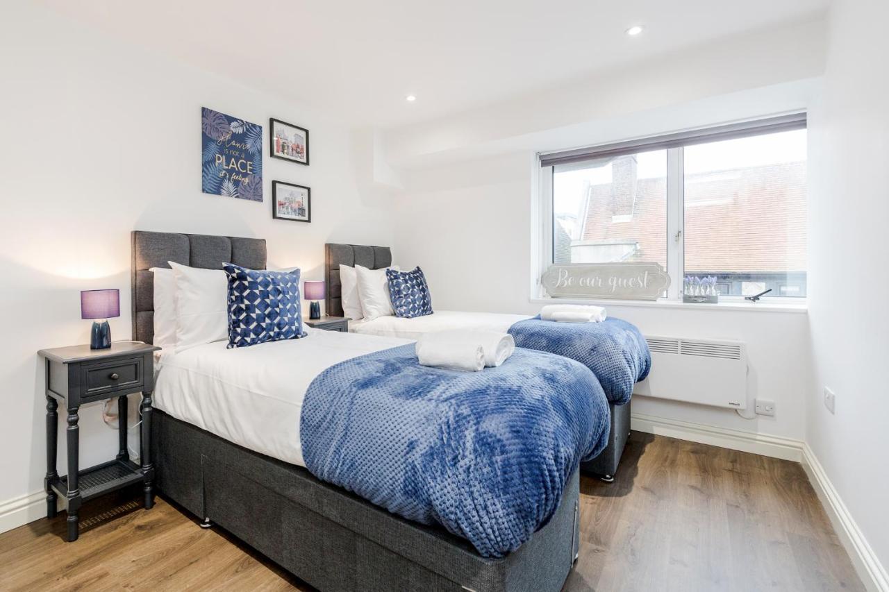 Watford Town Centre, Serviced One Bed Flat With Choice Of King Or Twin Beds, Sleeps Up To 4 Sharing, Free Wifi And Free Movies London Eksteriør bilde